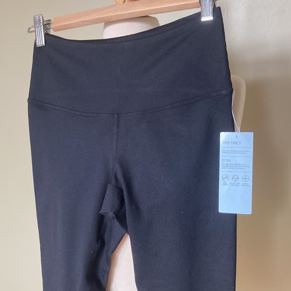 ZELLA The Daily High Waist Crop Leggings - Picture 5 of 6